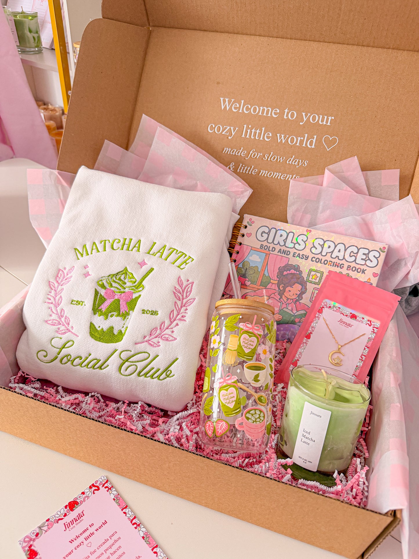📦 Matcha Cozy Box