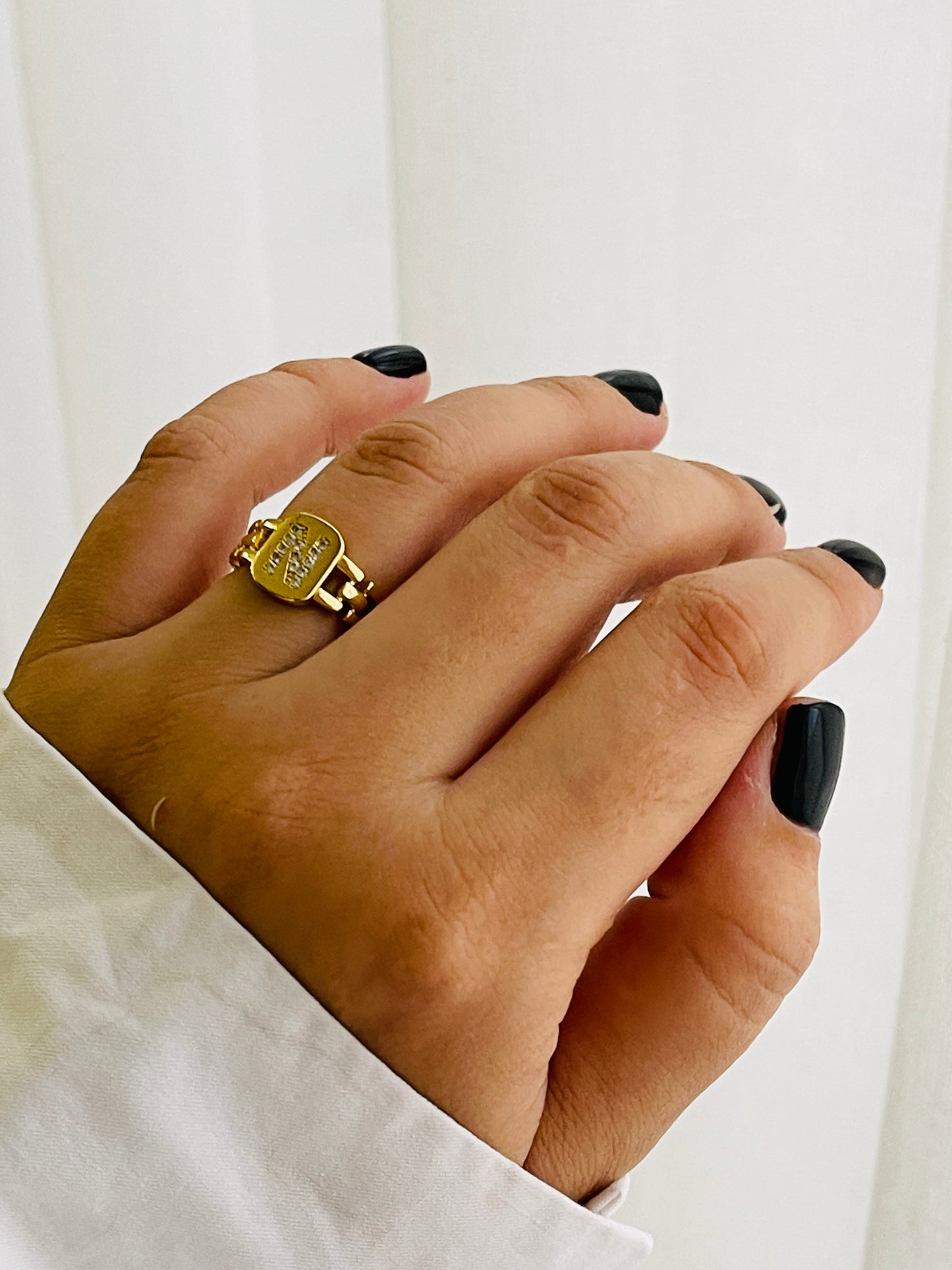 Anillo Iniciales