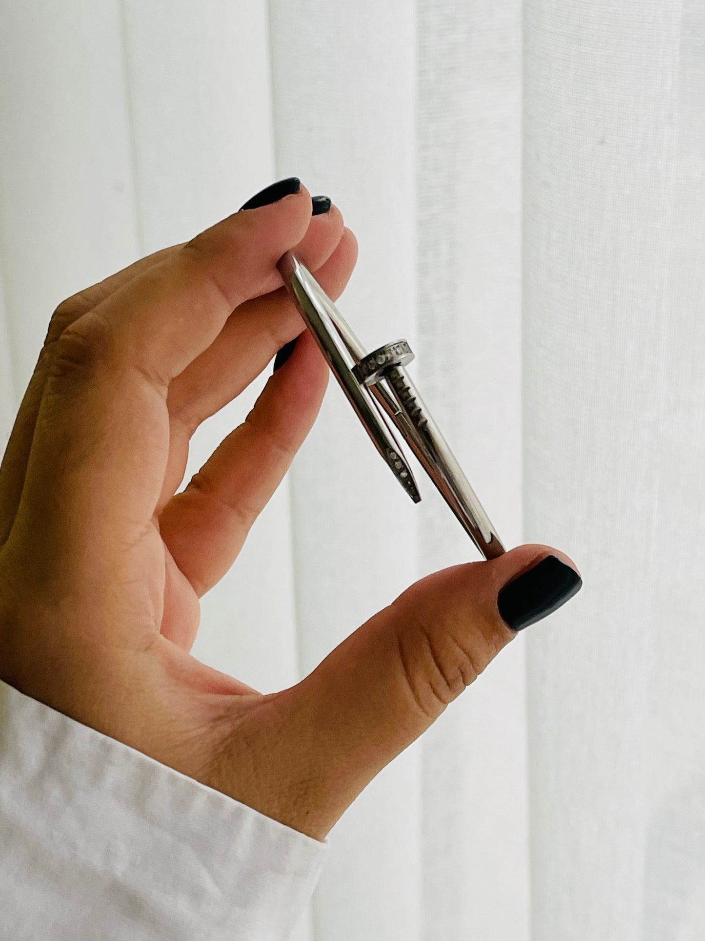 Brazalete Clavo Brillo CTR Plateado