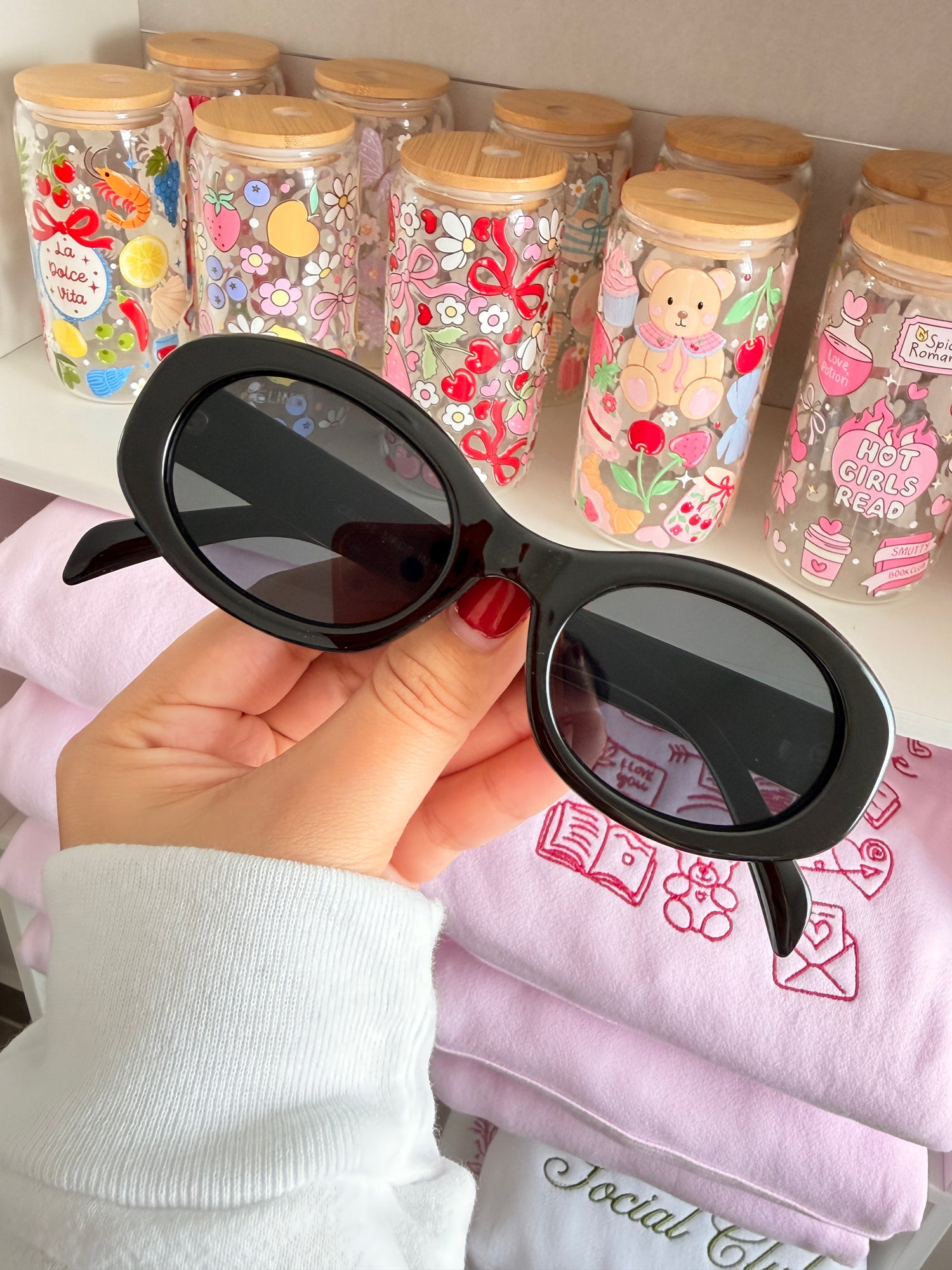 🕶️ Soft Edge