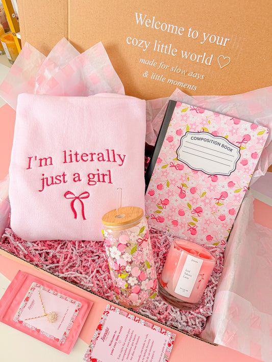 📦 Just a girl Cozy Box